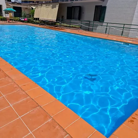 Suntan - Waves And Peaks Retreat Mascali