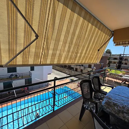 Suntan - Waves And Peaks Retreat Tatil Evi